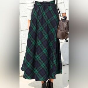 Winter Wool
Plaid A-Line Pleated Maxi Skirt